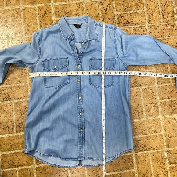 Club Monaco Chambray Denim Button Down Top - Picture 11 of 11